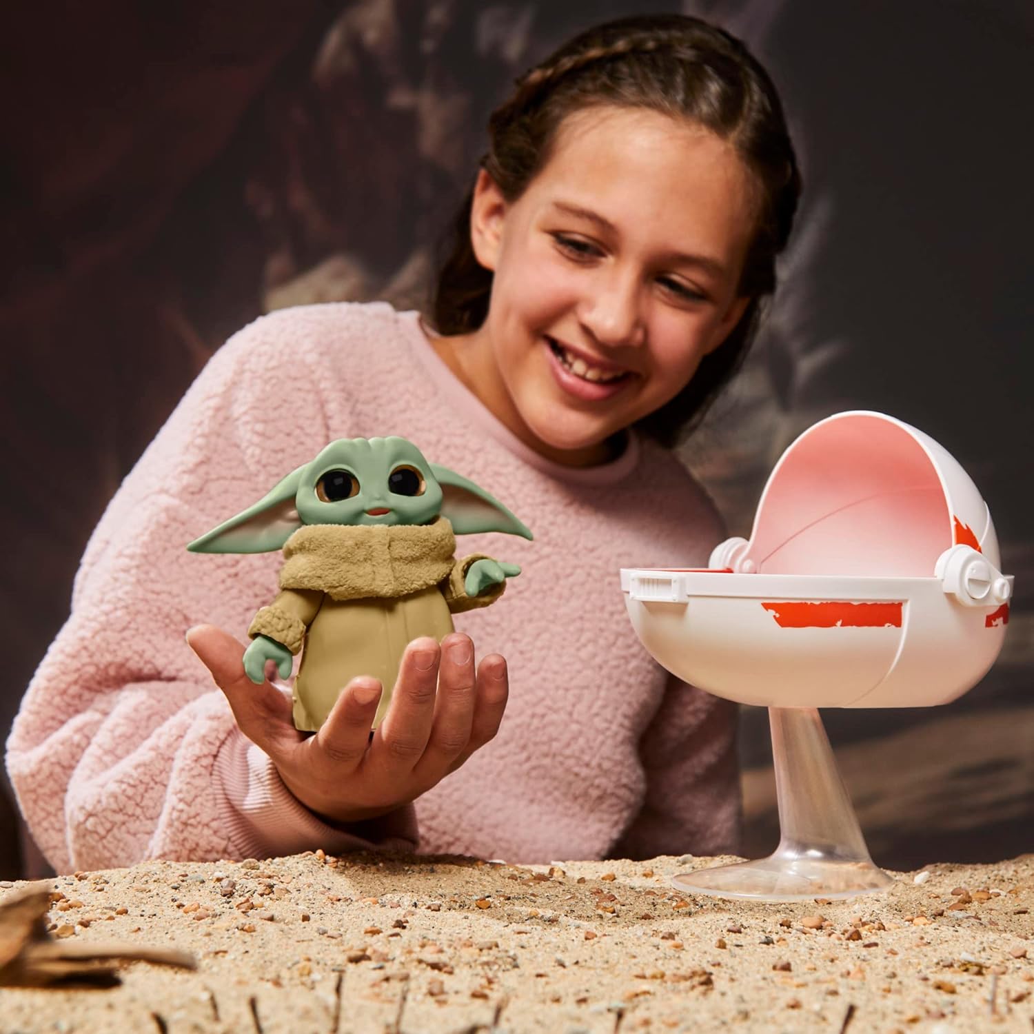 Star Wars - Le Mandalorien - Figurine interactive Grogu et son landau 12cm - flash vidéo