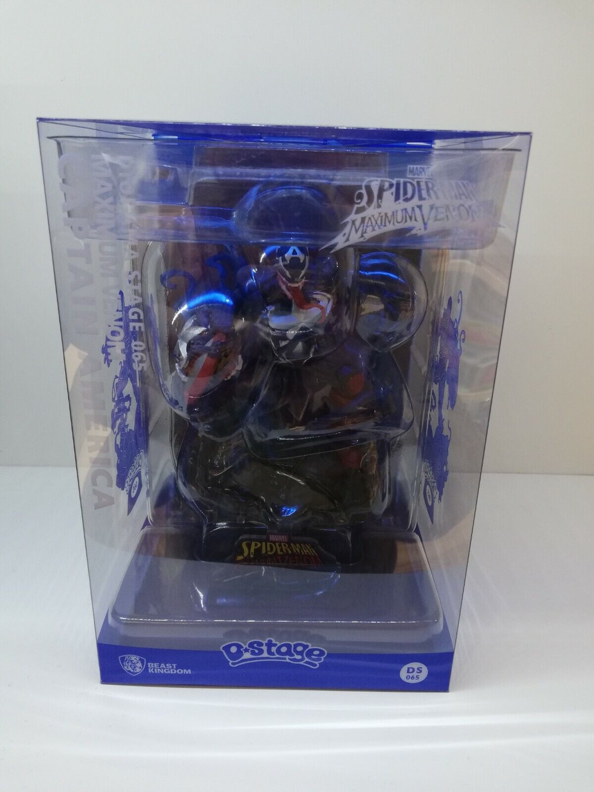 Marvel - Diorama-65 Maximum Venom Capitaine America - flash vidéo