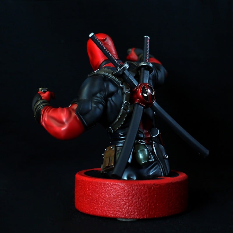 Marvel - Buste de Deadpool - 16cm - flash vidéo