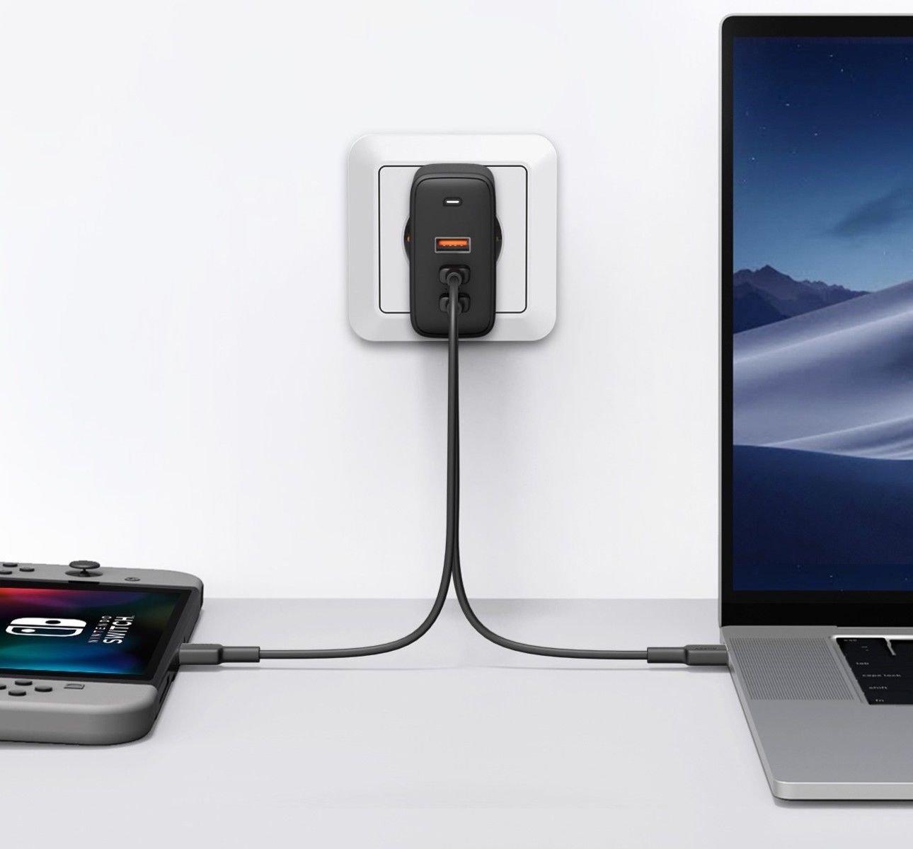 Aukey - Chargeur PD GaN 90W à trois ports PA-B6S Omnia Mix3 + Cable USB-C 100W PD - flash vidéo