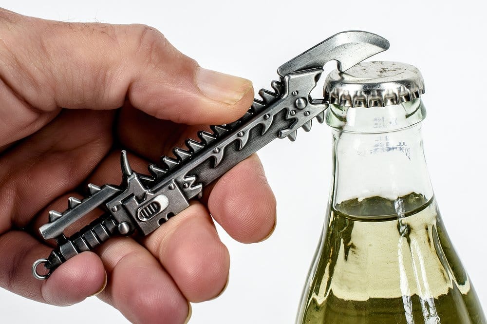 Warhammer 40,000 décapsuleur Chaos Chainsword