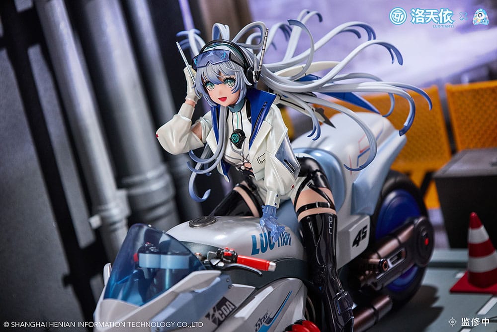 Vsinger statuette PVC 1/7 Vsinger Luo Tianyi Retro-Future Storm Driver Ver. 23 cm