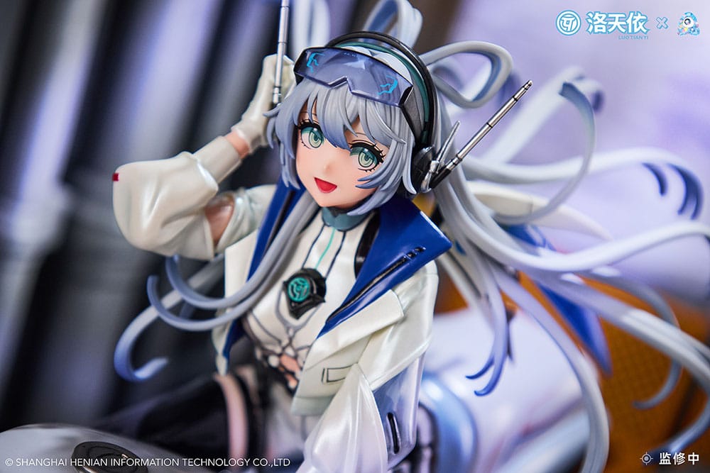 Vsinger statuette PVC 1/7 Vsinger Luo Tianyi Retro-Future Storm Driver Ver. 23 cm