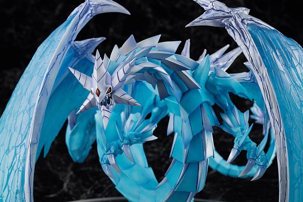 Yu-Gi-Oh! Card Game Monster Figure Collection figurine PVC Brionac, Dragon of the Ice Barrier 26 cm