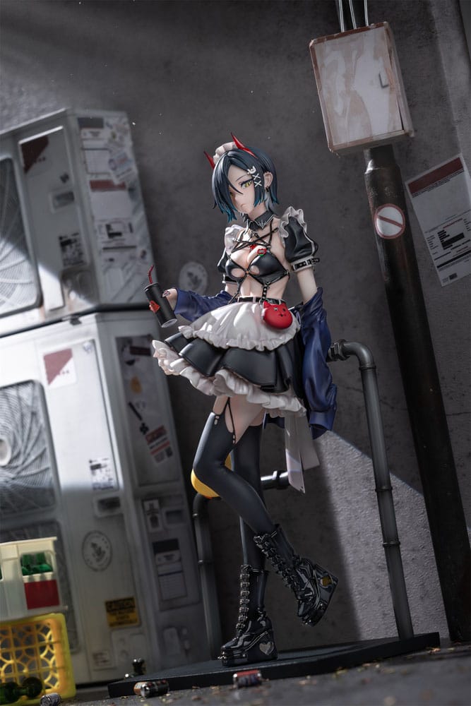 Azur Lane statuette PVC 1/6 Ulrich von Hutten Madchen Trummer Ver. 28 cm