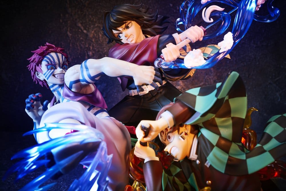 Demon Slayer: Kimetsu no Yaiba figurine PVC Tanjiro Kamado & Giyu Tomioka & Akaza 13 cm