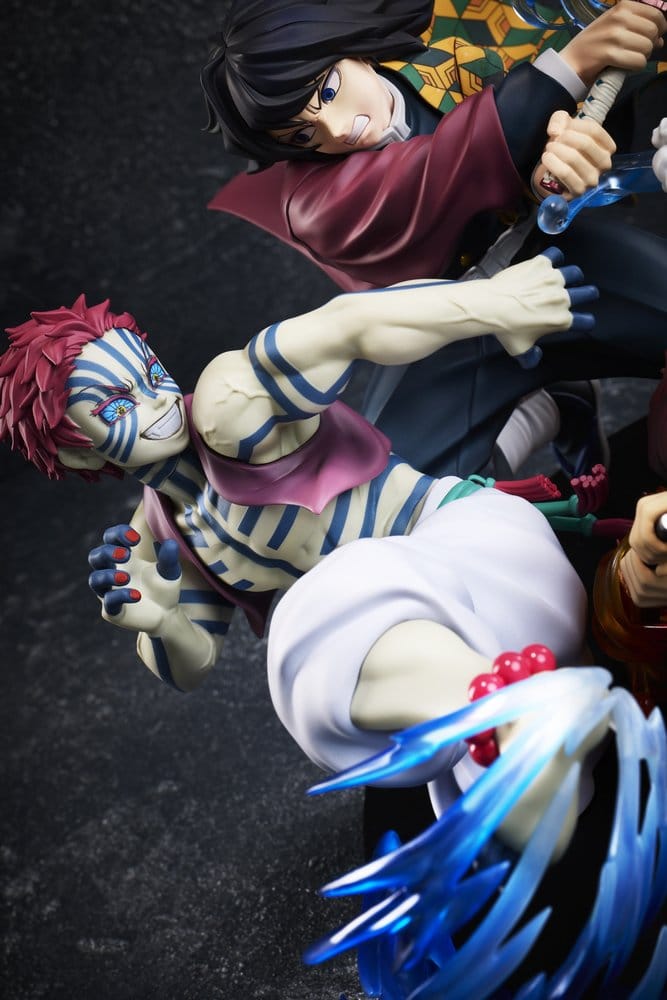Demon Slayer: Kimetsu no Yaiba figurine PVC Tanjiro Kamado & Giyu Tomioka & Akaza 13 cm