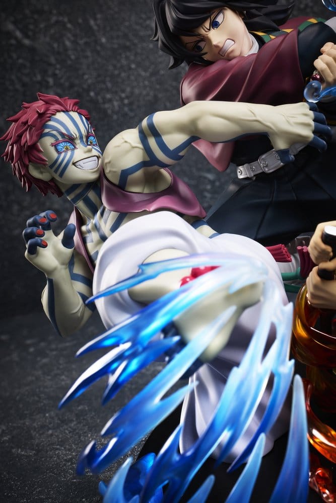 Demon Slayer: Kimetsu no Yaiba figurine PVC Tanjiro Kamado & Giyu Tomioka & Akaza 13 cm