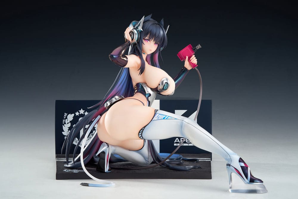 Azur Lane statuette PVC 1/7 Strasbourg Faerie of the Race Circuit Ver. 16 cm