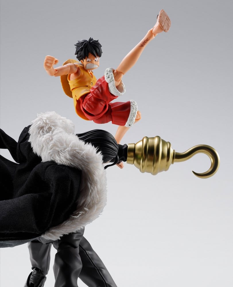 One Piece S.H.Figuarts figurine Sir Crocodile -Marineford- 18 cm
