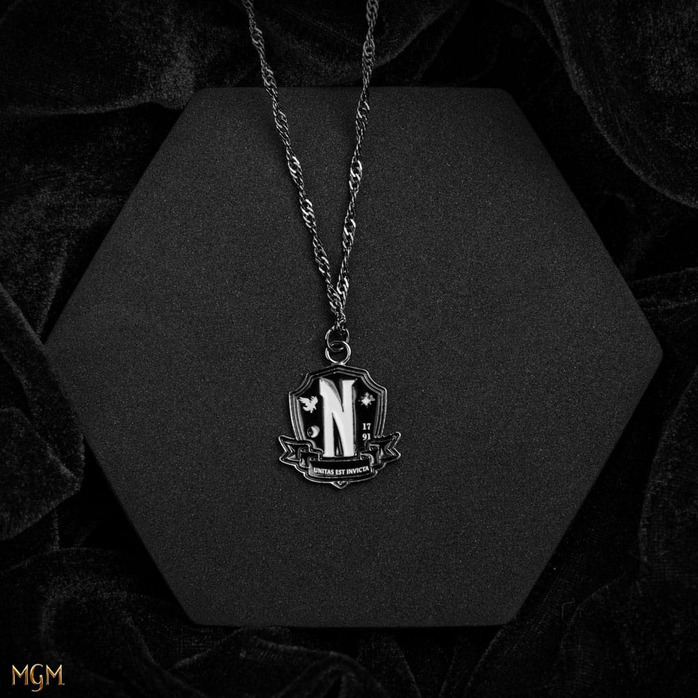 Wednesday pendentif et collier Nevermore Academy Black