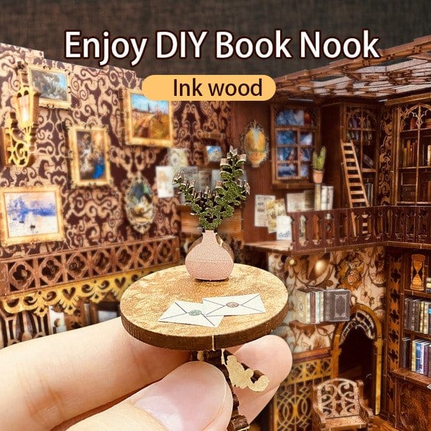 Maquette Book Nook Eternal Bookstore 23 x 11 cm