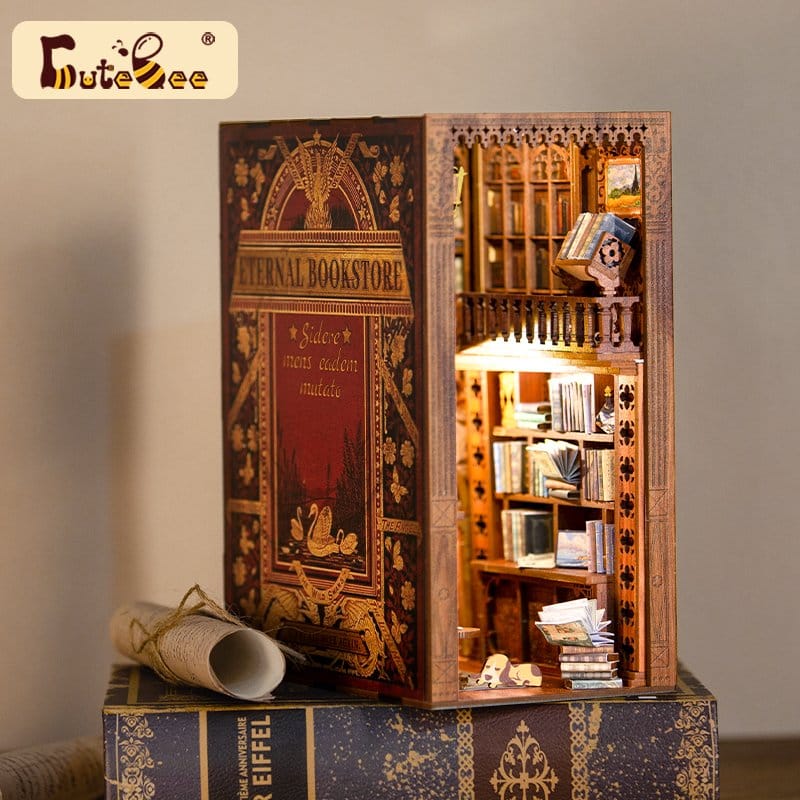 Maquette Book Nook Eternal Bookstore 23 x 11 cm