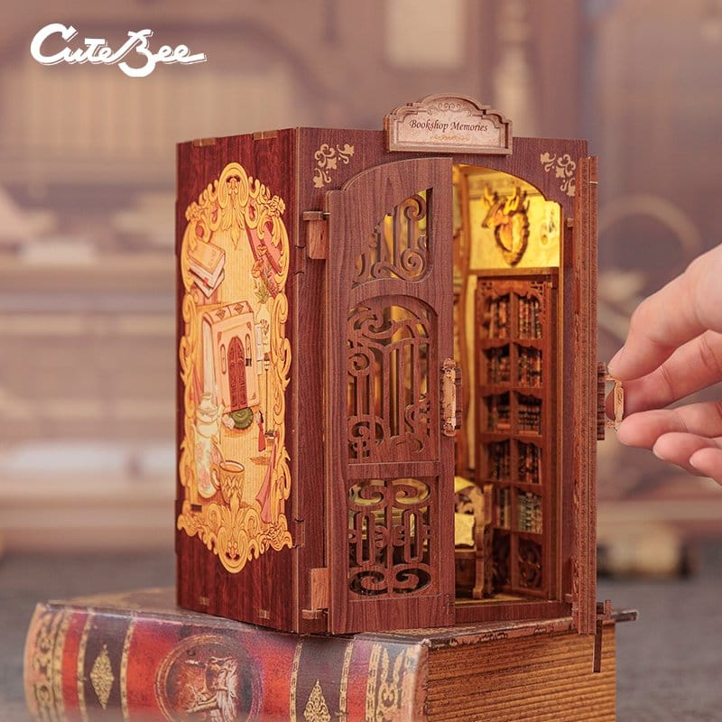 Maquette Book Nook Bookshop Memories 17 x 10 cm