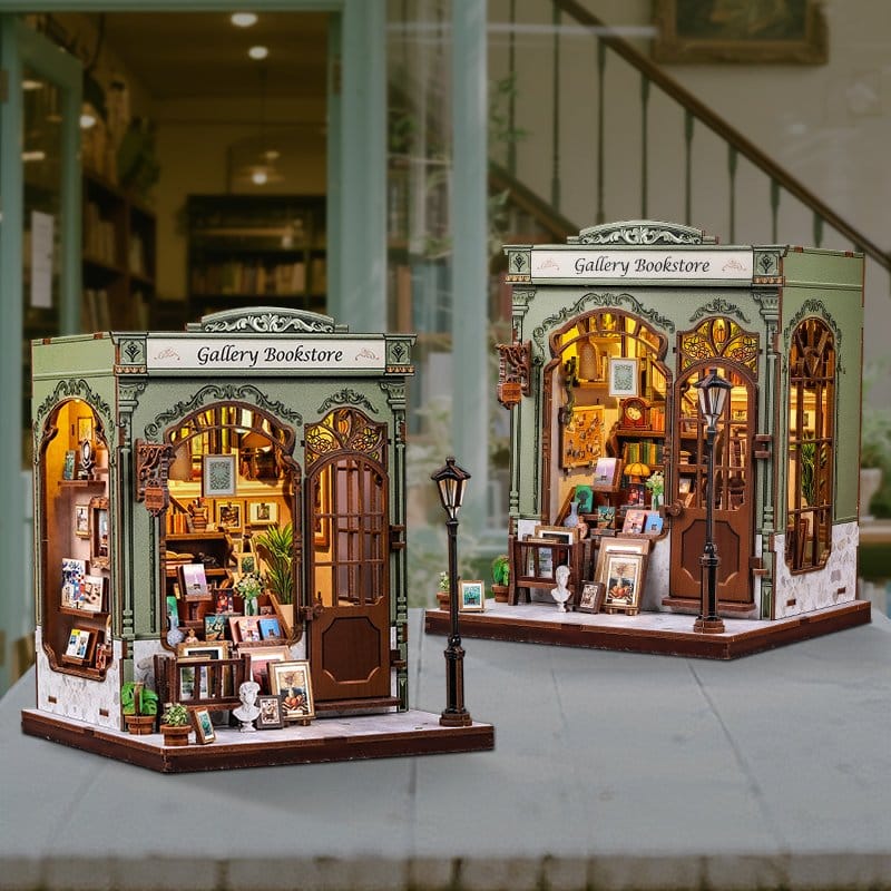 Figurine Model Kit Miniature House Gallery Bookstore 20 x 16 cm