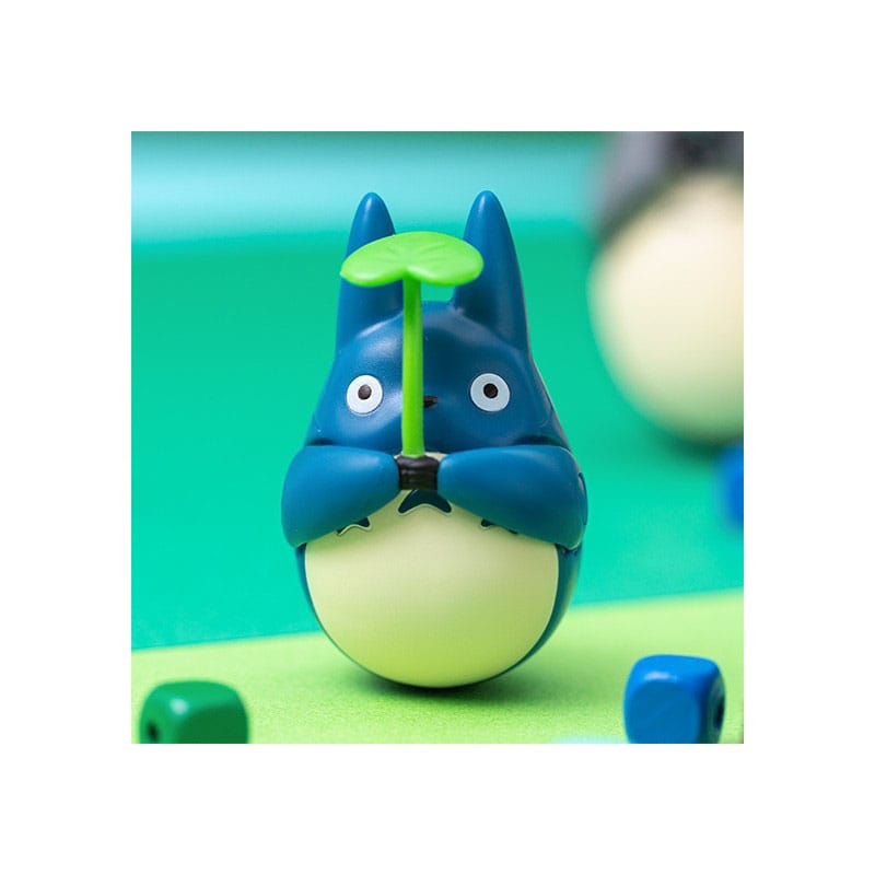 Mon voisin Totoro figurine culbuto Mid Totoro with leaf 6 cm