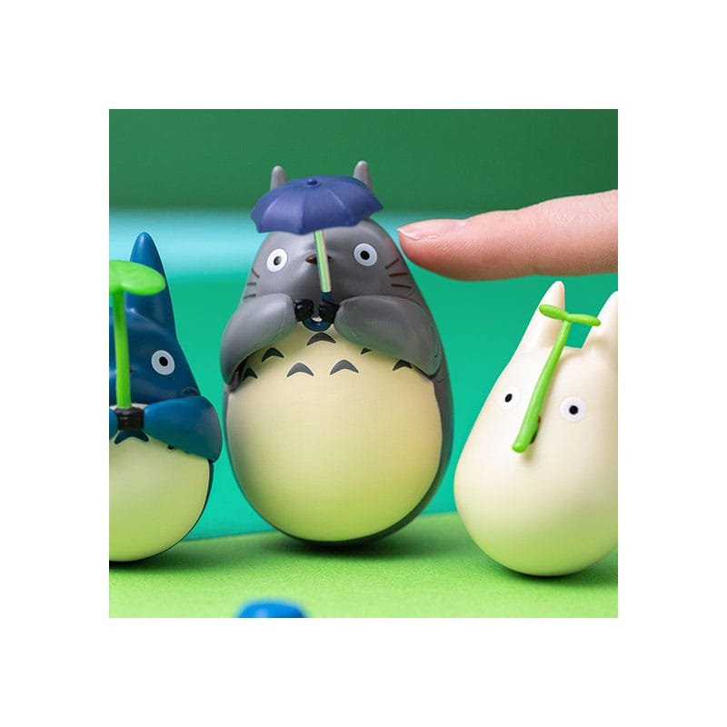 Mon voisin Totoro figurine culbuto Small Totoro with leaf 5 cm