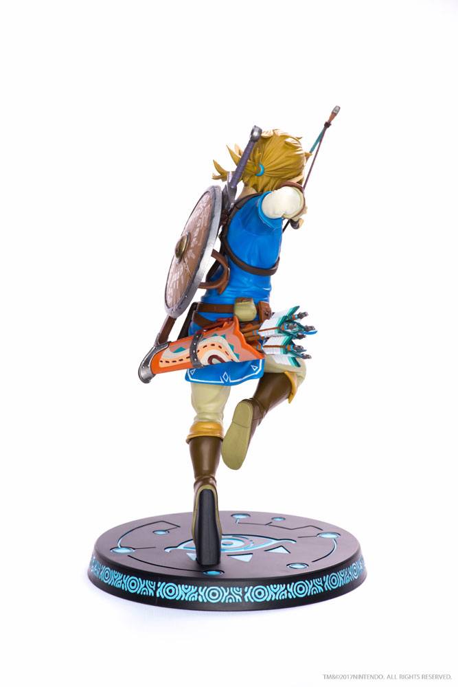 The Legend of Zelda Breath of the Wild statuette PVC Link 25 cm