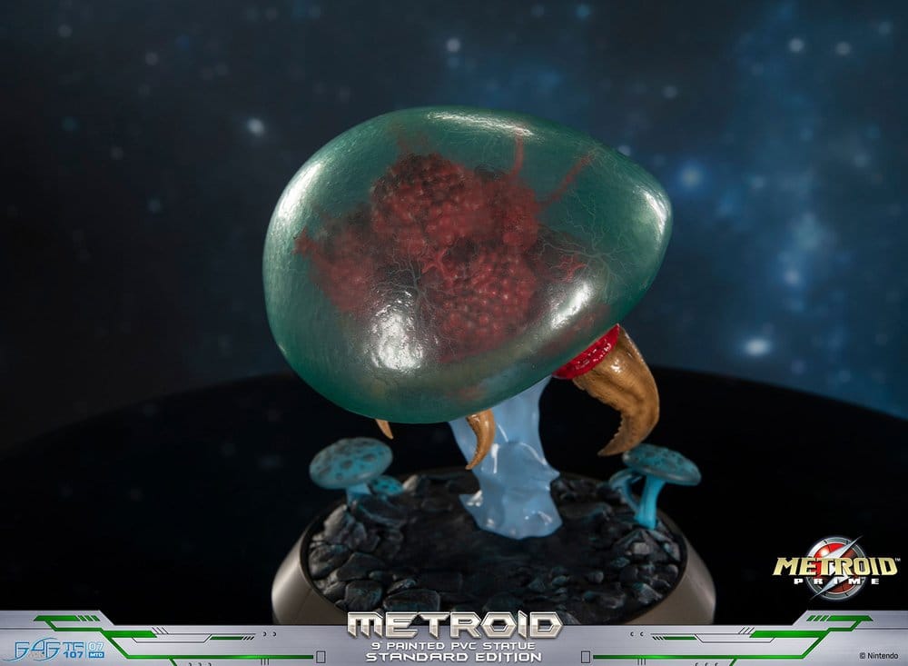 Metroid Prime figurine PVC Metroid (Standard) (Glow in the Dark) 21 cm