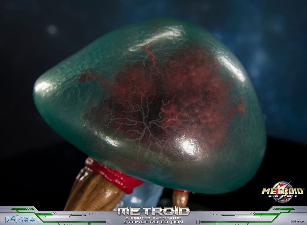 Metroid Prime figurine PVC Metroid (Standard) (Glow in the Dark) 21 cm
