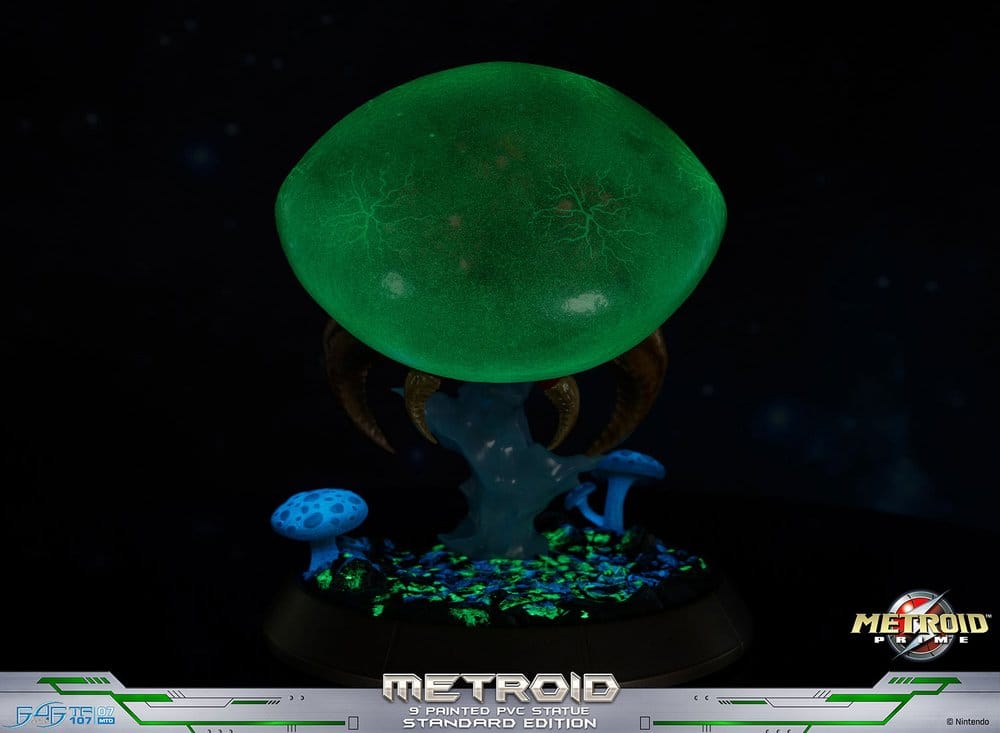 Metroid Prime figurine PVC Metroid (Standard) (Glow in the Dark) 21 cm