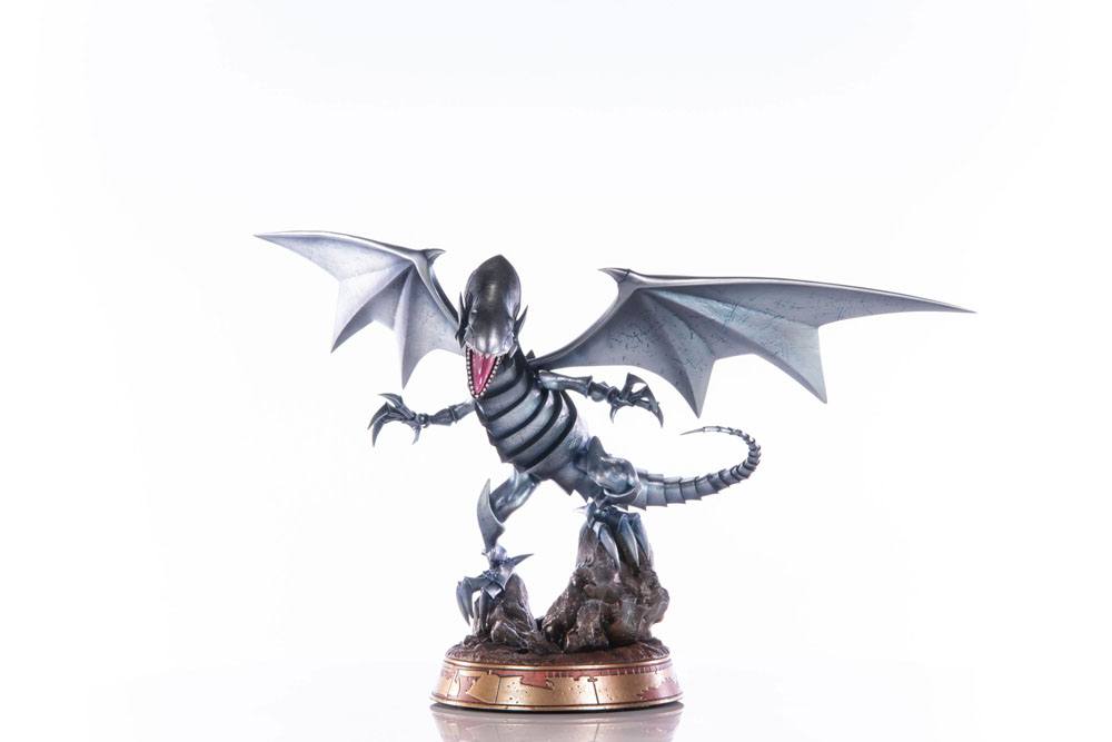 Yu-Gi-Oh! statuette PVC Blue-Eyes White Dragon Silver Edition 35 cm