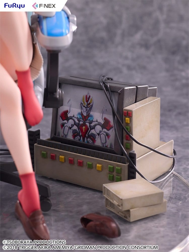 SSSS. Gridman Universe statuette PVC F:NEX Rikka Takarada Gaming Chair Ver. 19 cm