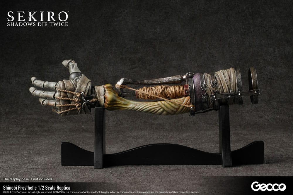 Sekiro: Shadows Die Twice réplique 1/2 Shinobi Prosthetic 32 cm