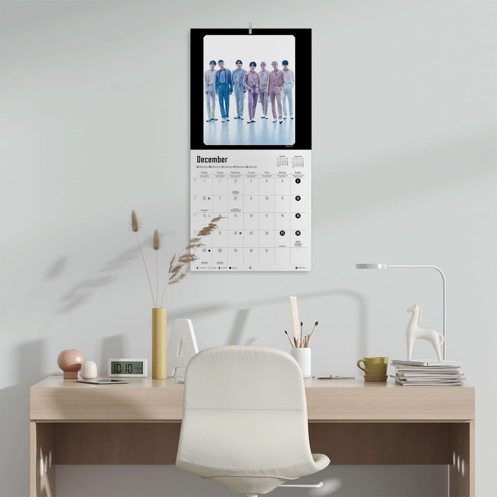 BTS calendrier mural 2027 30 x 30 cm