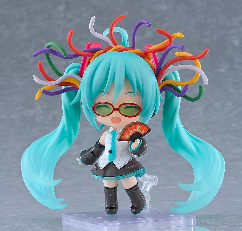 Character Vocal Series 01: Hatsune Miku Nendoroid figurine HMO Ver. 10 cm