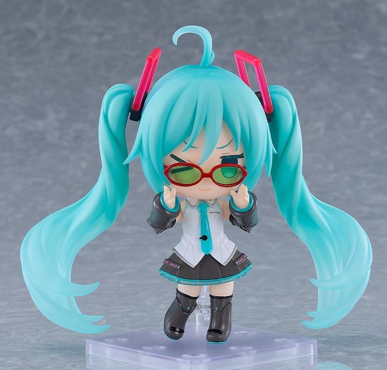 Character Vocal Series 01: Hatsune Miku Nendoroid figurine HMO Ver. 10 cm