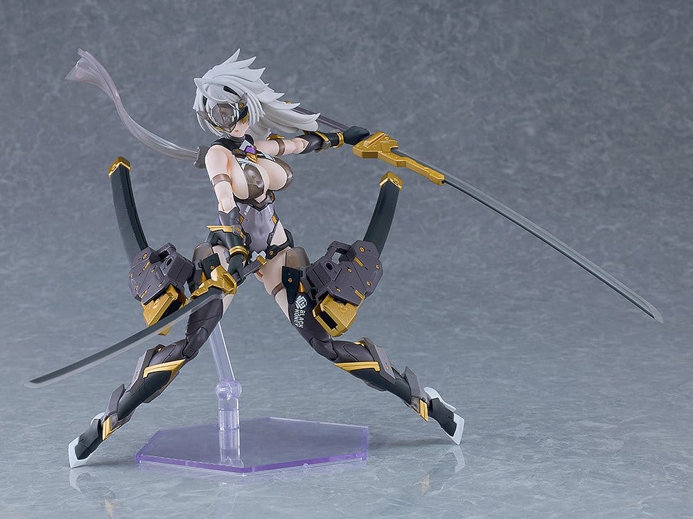 Cutie Honey Nova Plastic Model Kit Plamatea Black Honey 17 cm