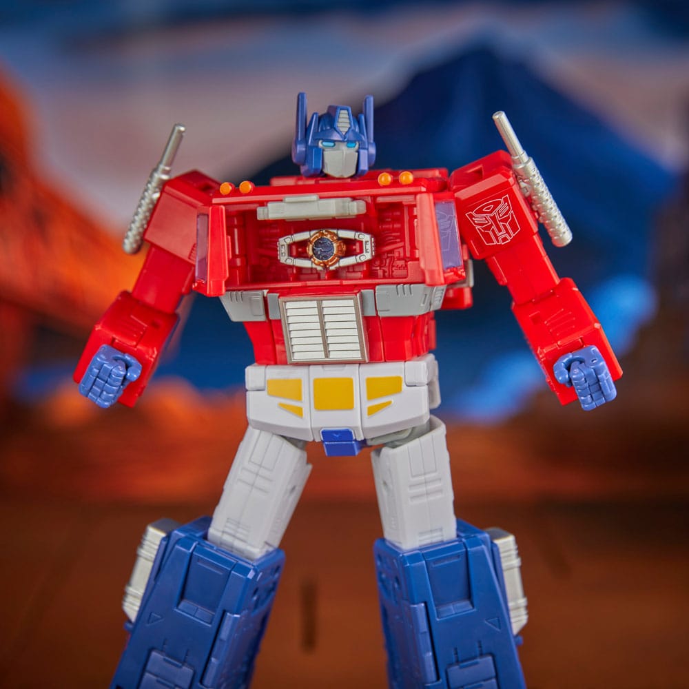 The Transformers: The Movie Generations Studio Series Commander Class figurine Optimus Prime 18 cm