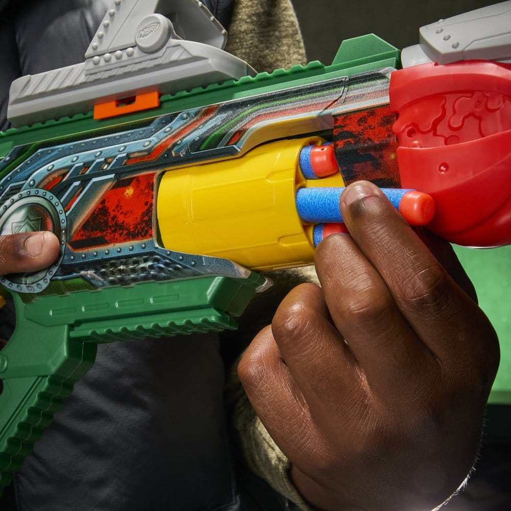 Avengers: Doomsday NERF blaster à fléchettes Doctor Doom