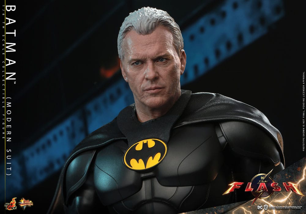 The Flash figurine Movie Masterpiece 1/6 Batman (Modern Suit) 30 cm