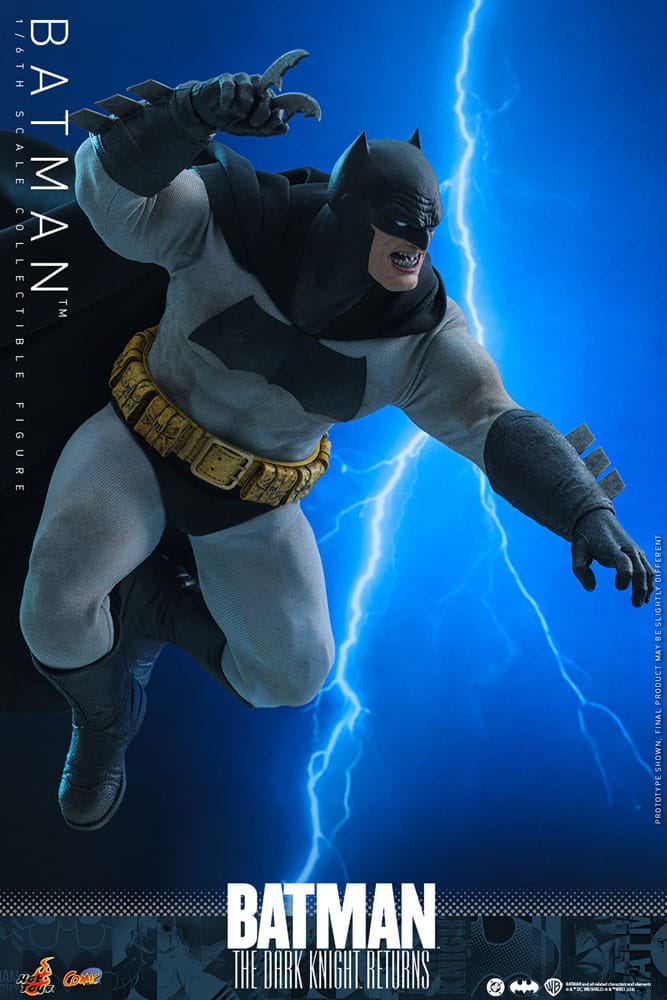 Batman: The Dark Knight Returns figurine Comic Masterpiece 1/6 Batman 32 cm