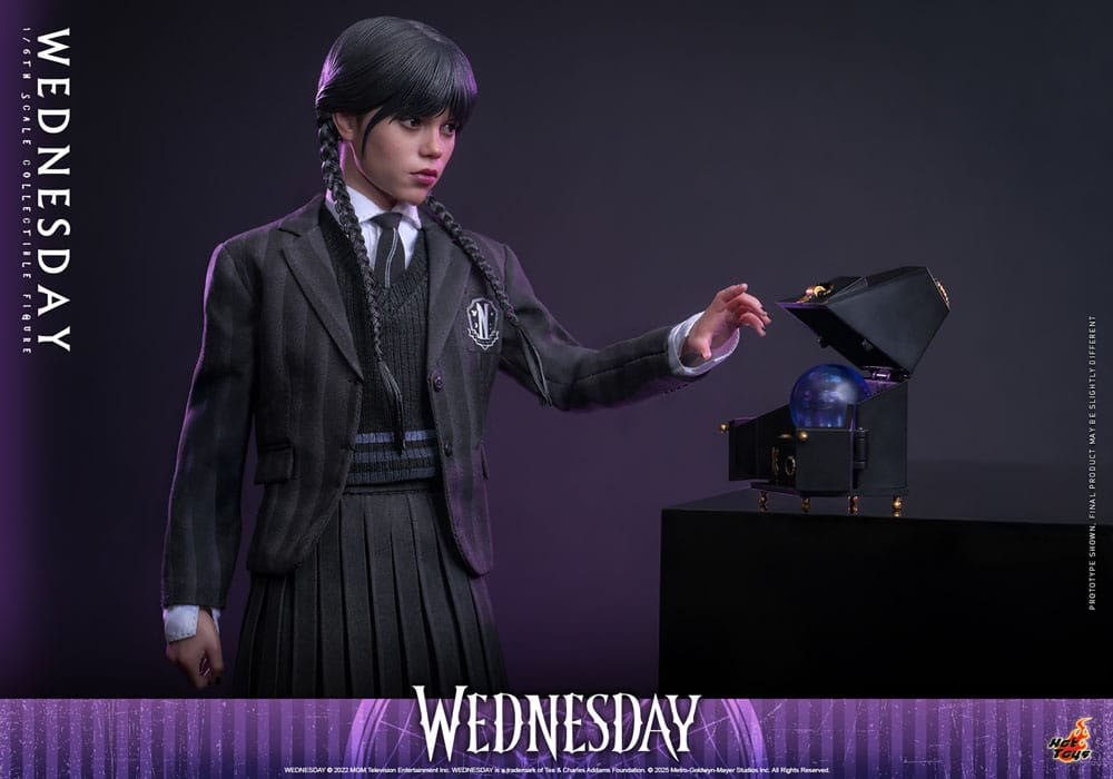 Mercredi figurine 1/6 Wednesday 27 cm