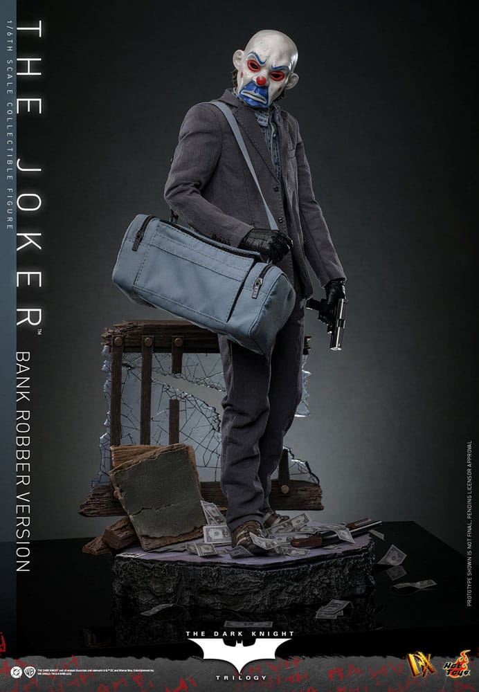 The Dark Knight figurine DX 1/6 The Joker (Bank Robber Version) 30 cm