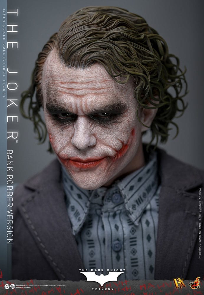 The Dark Knight figurine DX 1/6 The Joker (Bank Robber Version) 30 cm