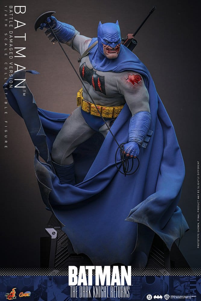 Batman: The Dark Knight Returns figurine Comic Masterpiece 1/6 Batman (Battle Damaged Version) 32 cm