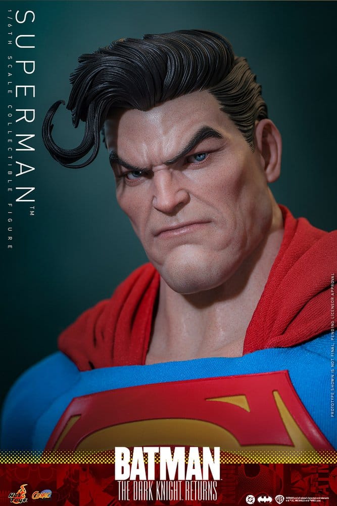 Batman: The Dark Knight Returns figurine Comic Masterpiece 1/6 Superman 34 cm