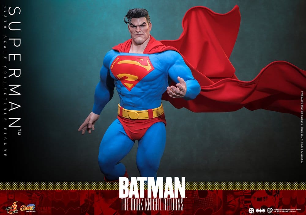 Batman: The Dark Knight Returns figurine Comic Masterpiece 1/6 Superman 34 cm