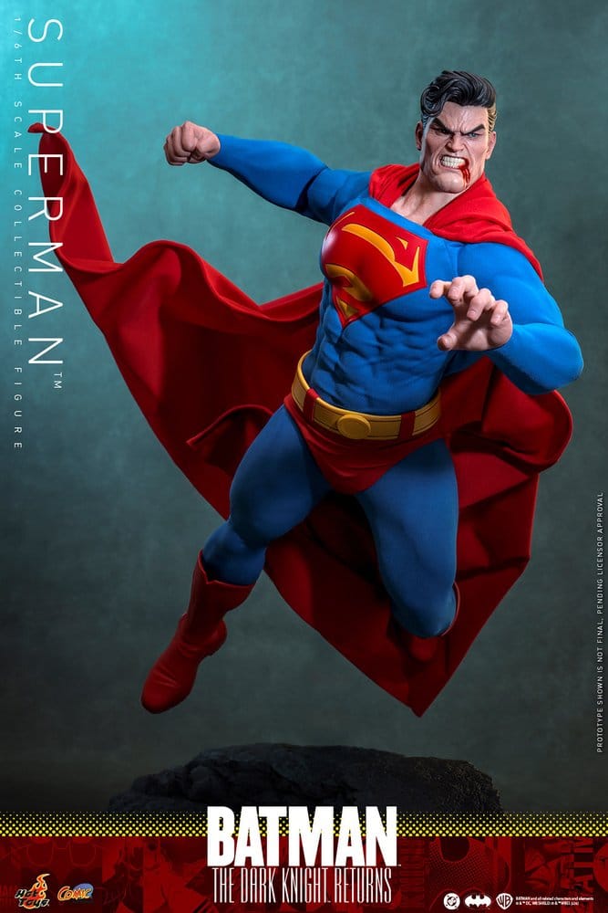 Batman: The Dark Knight Returns figurine Comic Masterpiece 1/6 Superman 34 cm