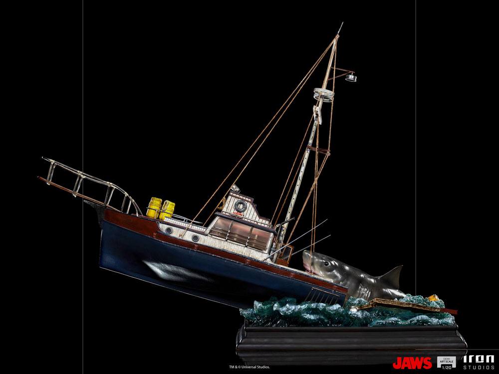 Les Dents de la mer statuette 1/20 Jaws Attack 104 cm