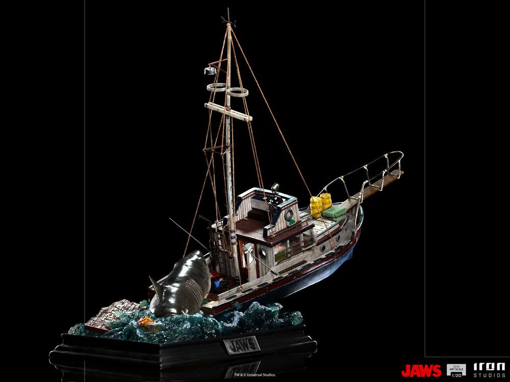 Les Dents de la mer statuette 1/20 Jaws Attack 104 cm