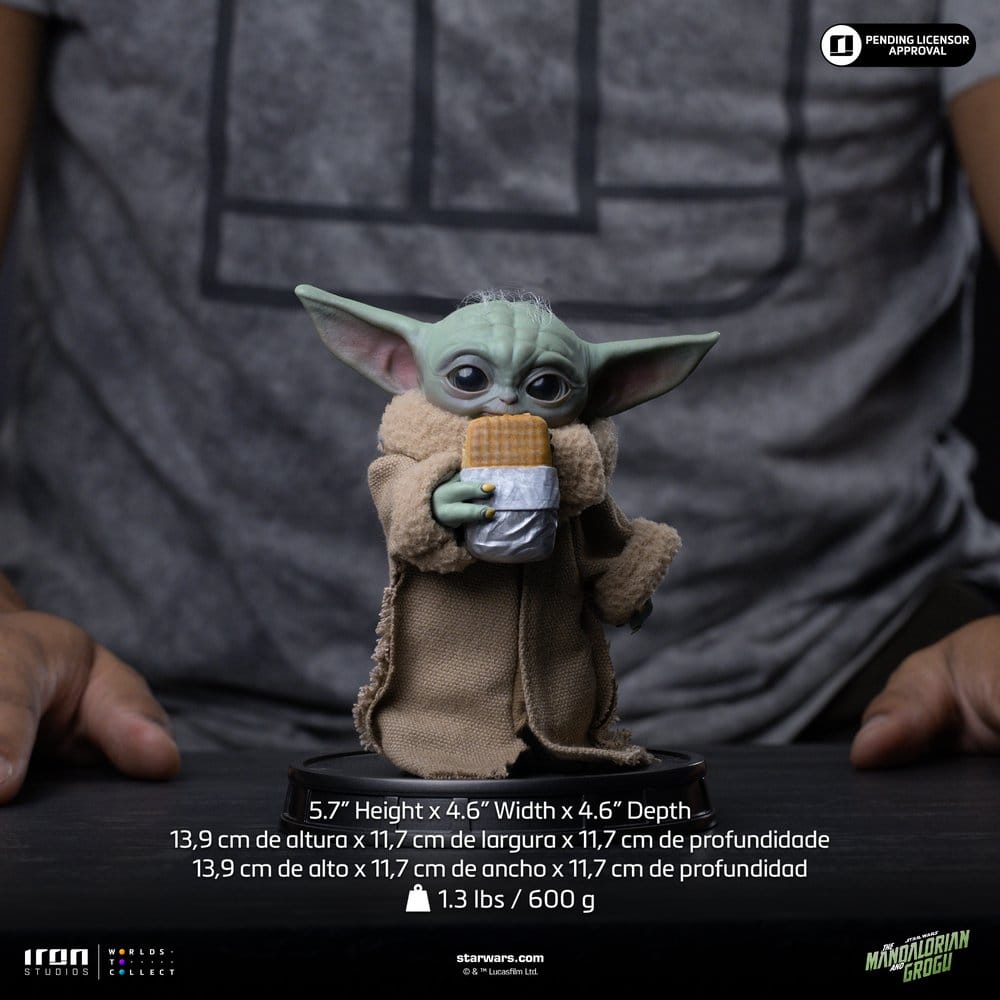 The Mandalorian & Grogu Grogu Collection statuette Grogu Food Cart Snack