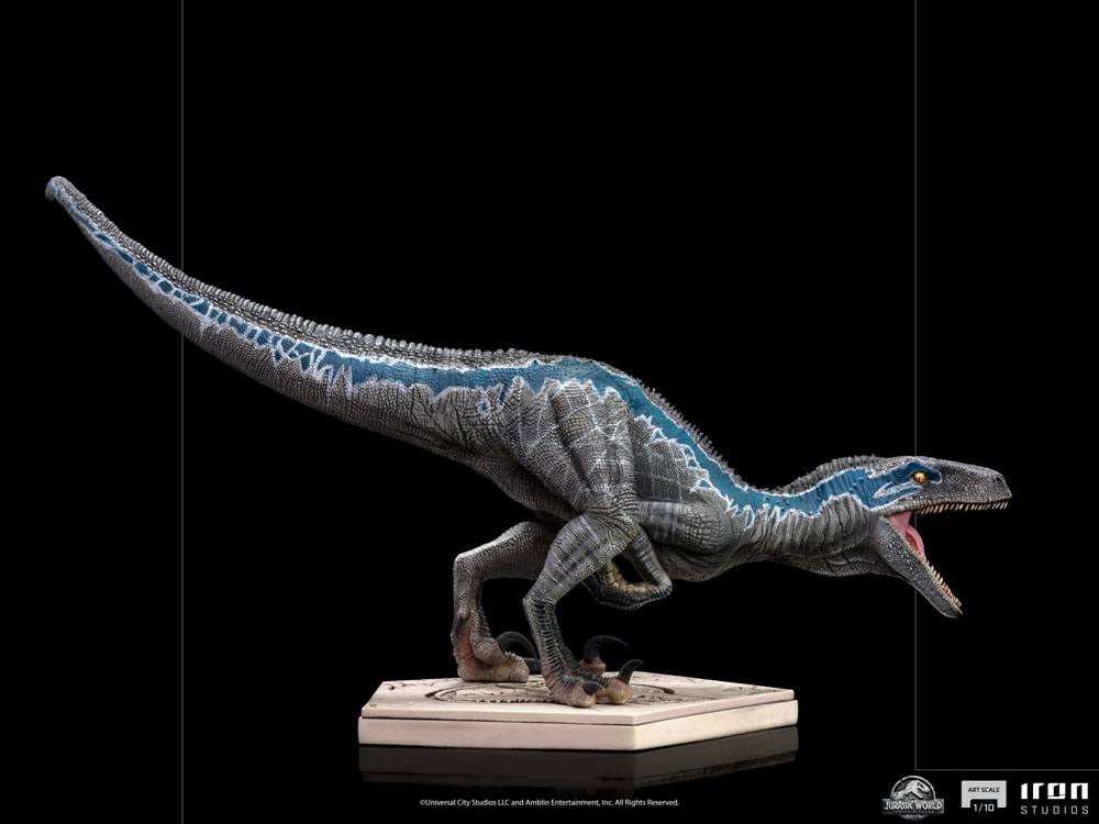 Jurassic World Fallen Kingdom Statuette 1/10 Art Scale Blue 19 cm