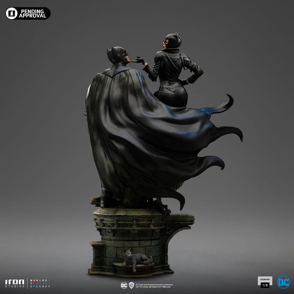 Iron Studios - Sixth Scale Diorama 1/6 - DC Comics - Batman et Catwoman Statue 32cm