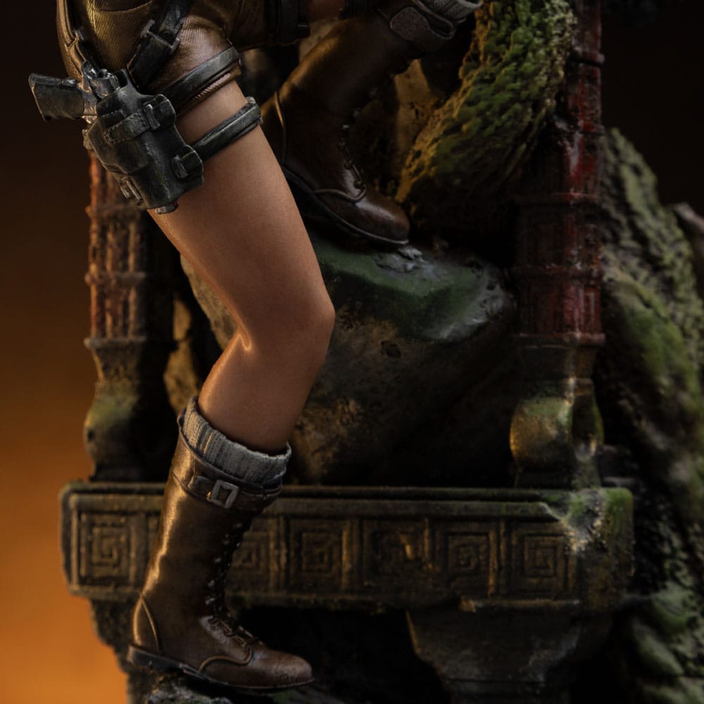 Iron Studios - Deluxe Art Scale 1/10 - Tomb Raider - Lara Croft Statue 36cm