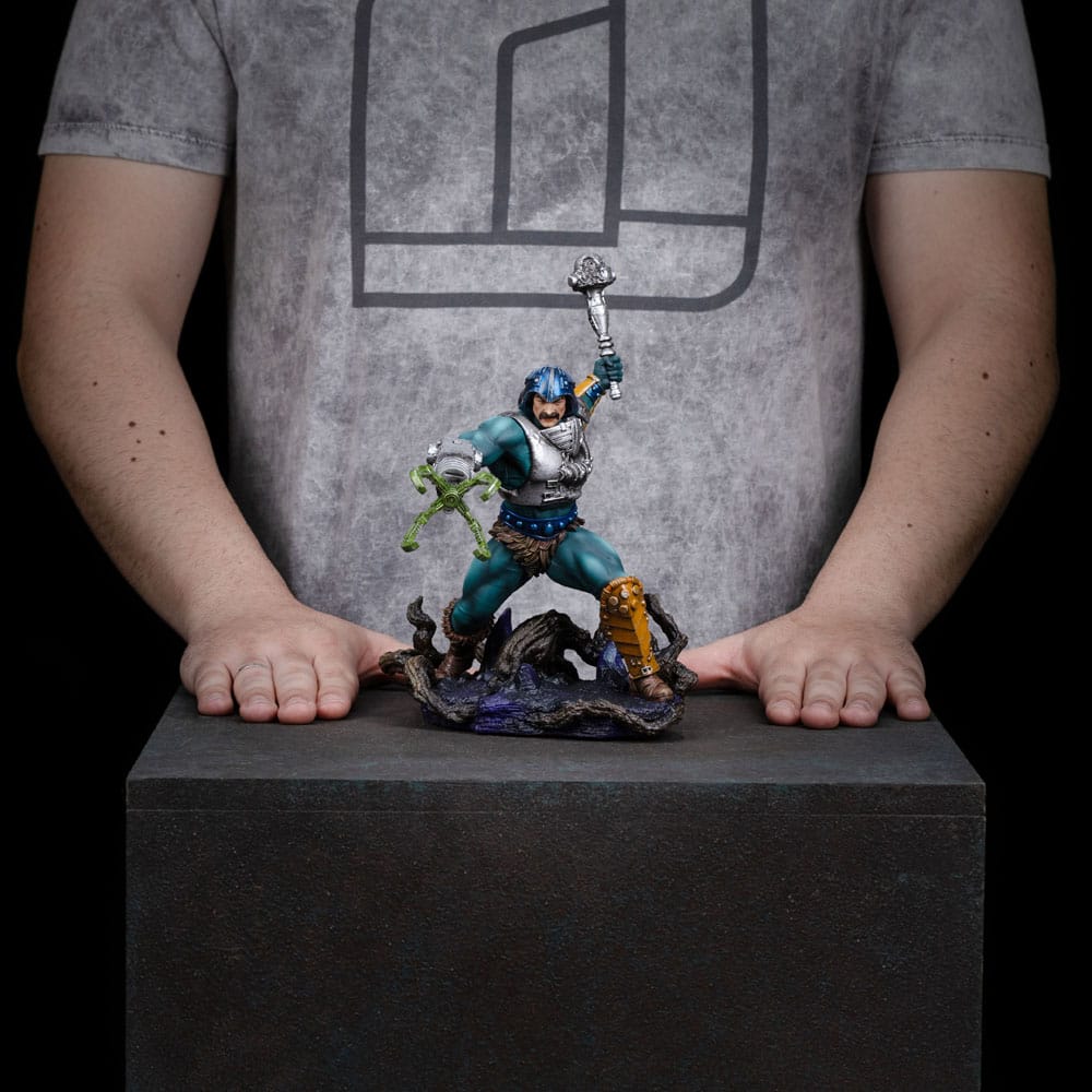 Masters of the Universe statuette 1/10 Art Scale Serpent Claw Man-at-Arms heo Exclusive 23 cm